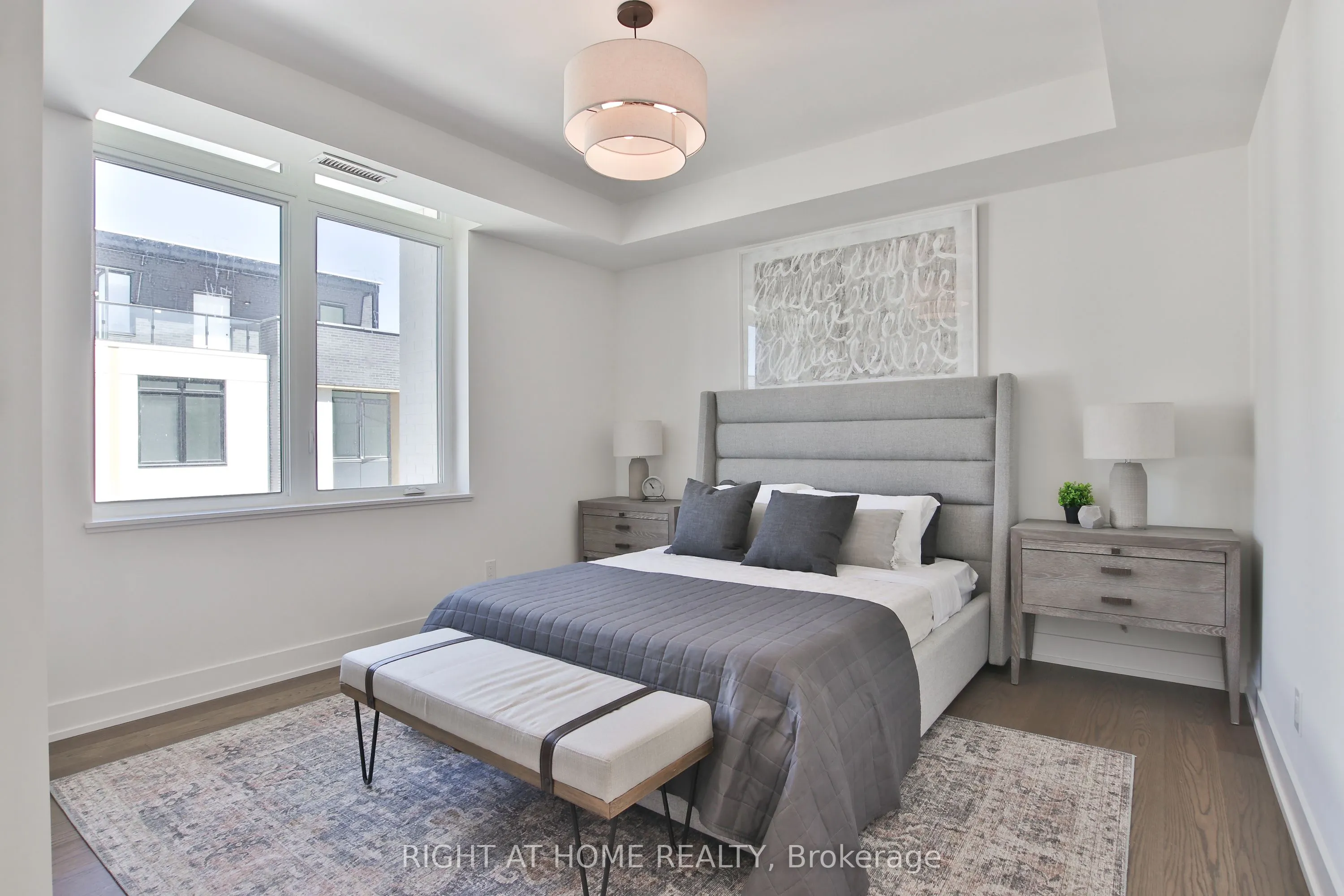 55 Nicholas Avenue, #09