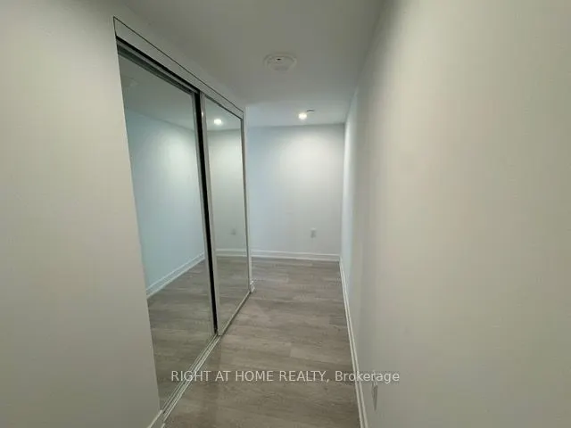 3 Starthgowan Avenue, #319