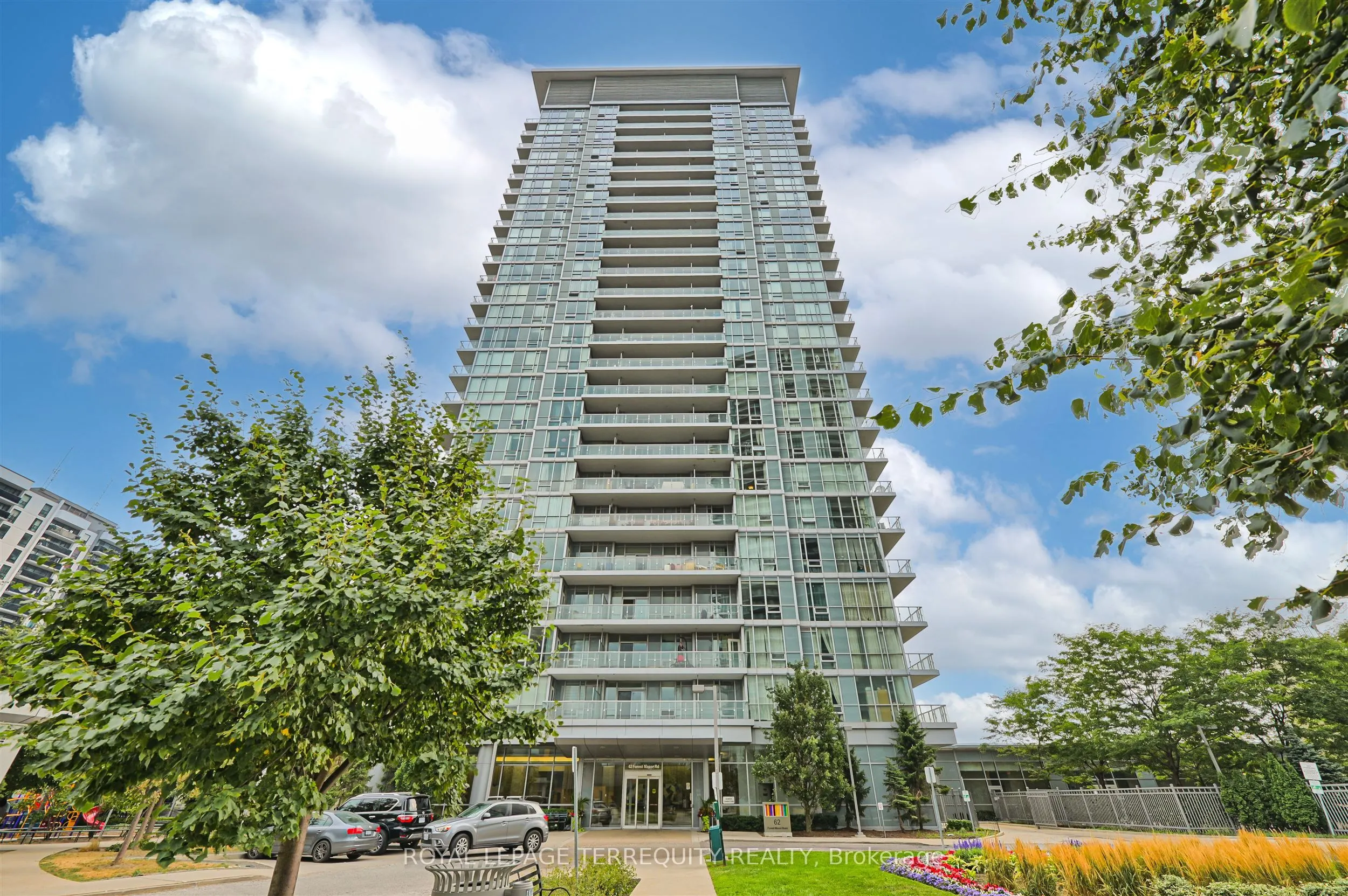 62 Forest Manor Road, #201