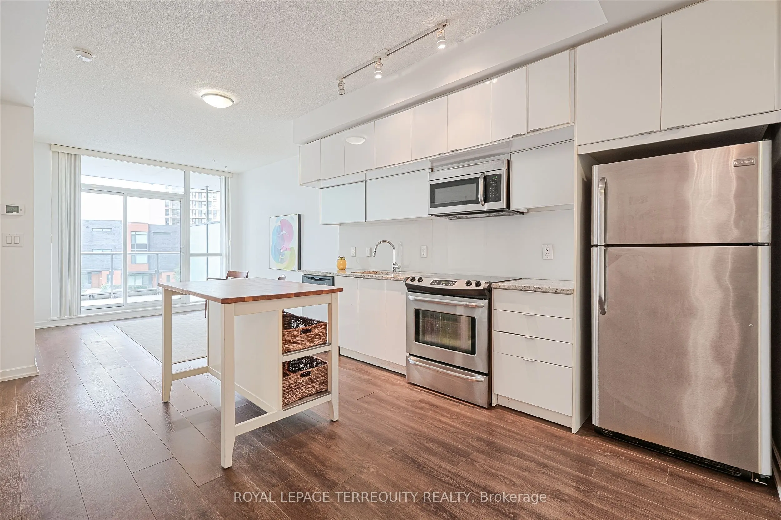 62 Forest Manor Road, #201