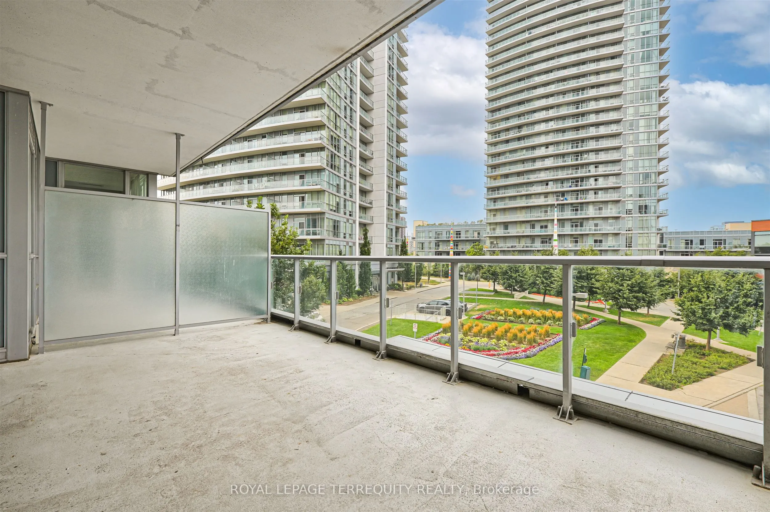 62 Forest Manor Road, #201
