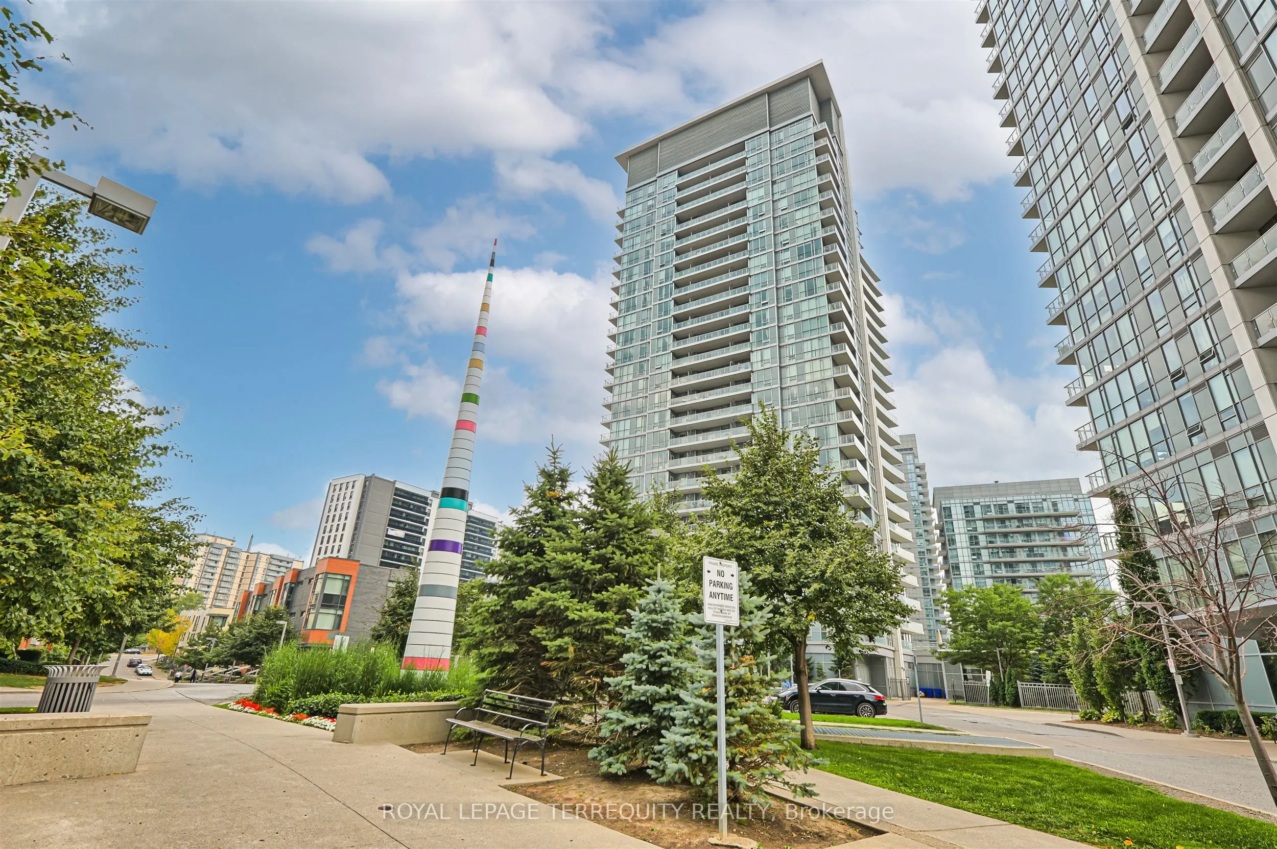 62 Forest Manor Road, #201