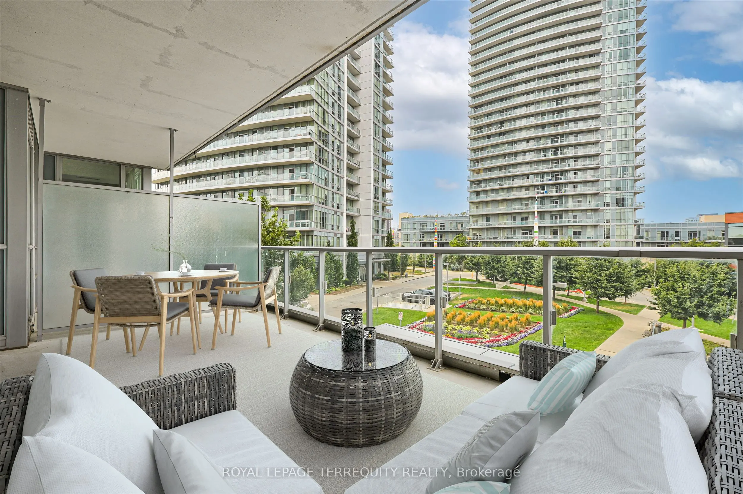 62 Forest Manor Road, #201