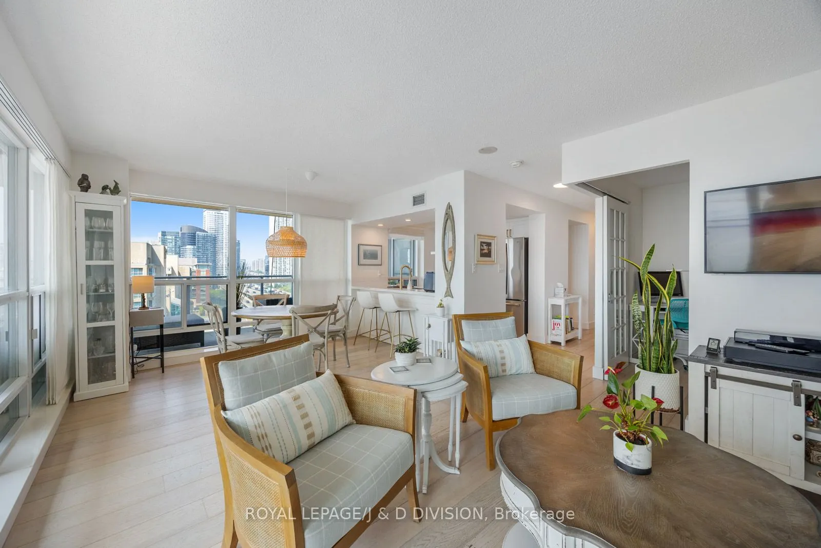 410 Queens Quay W, #1203