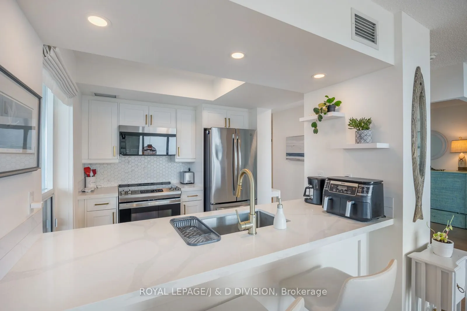410 Queens Quay W, #1203