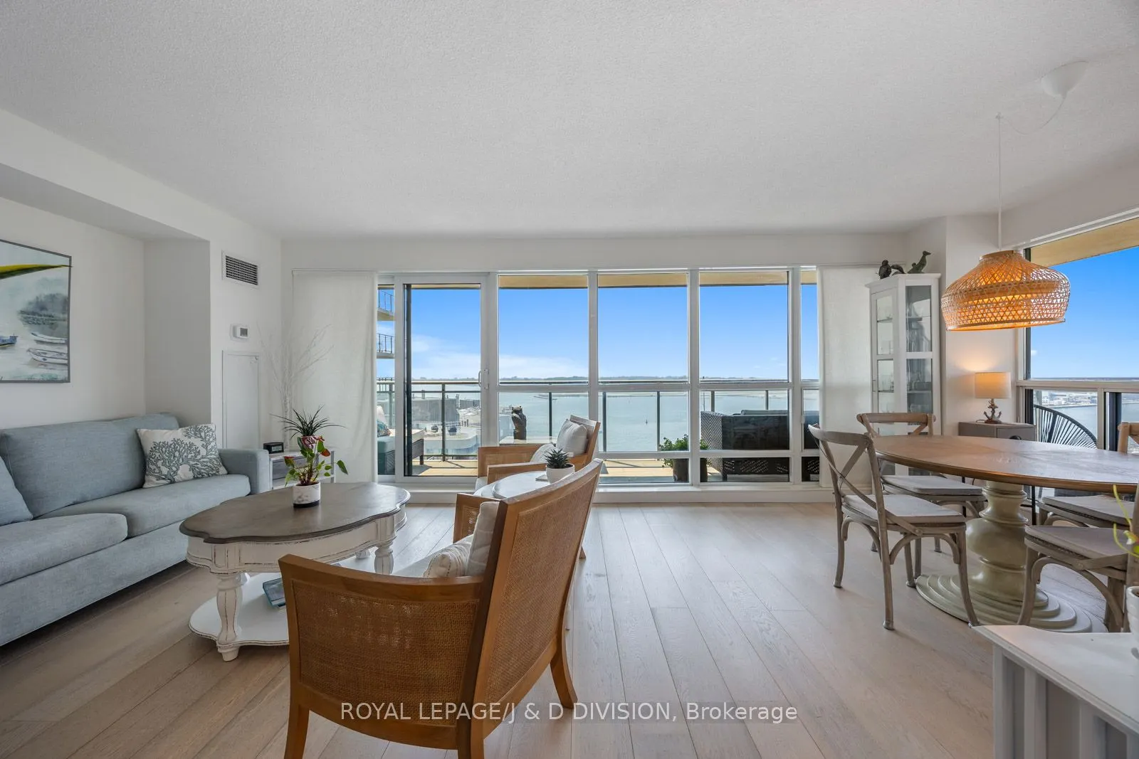 410 Queens Quay W, #1203