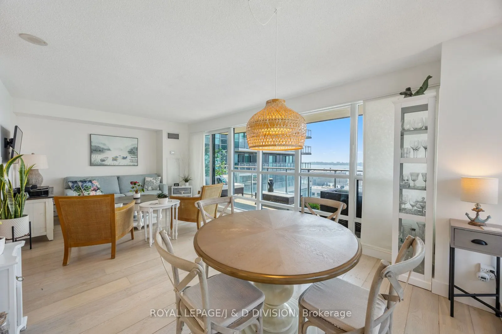 410 Queens Quay W, #1203