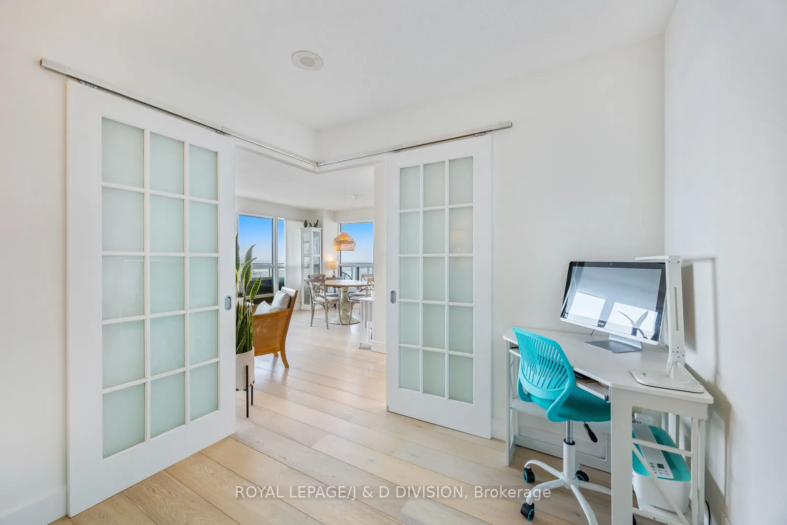 410 Queens Quay W, #1203