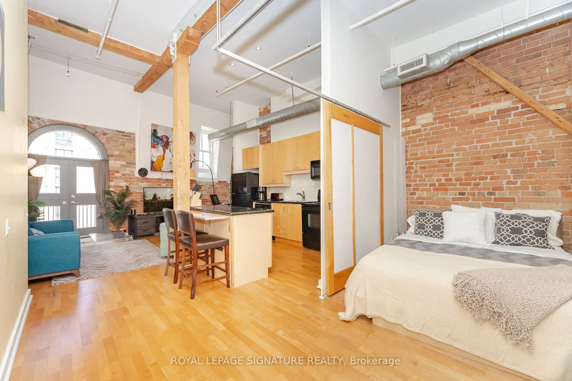 81A Front Street E, #414