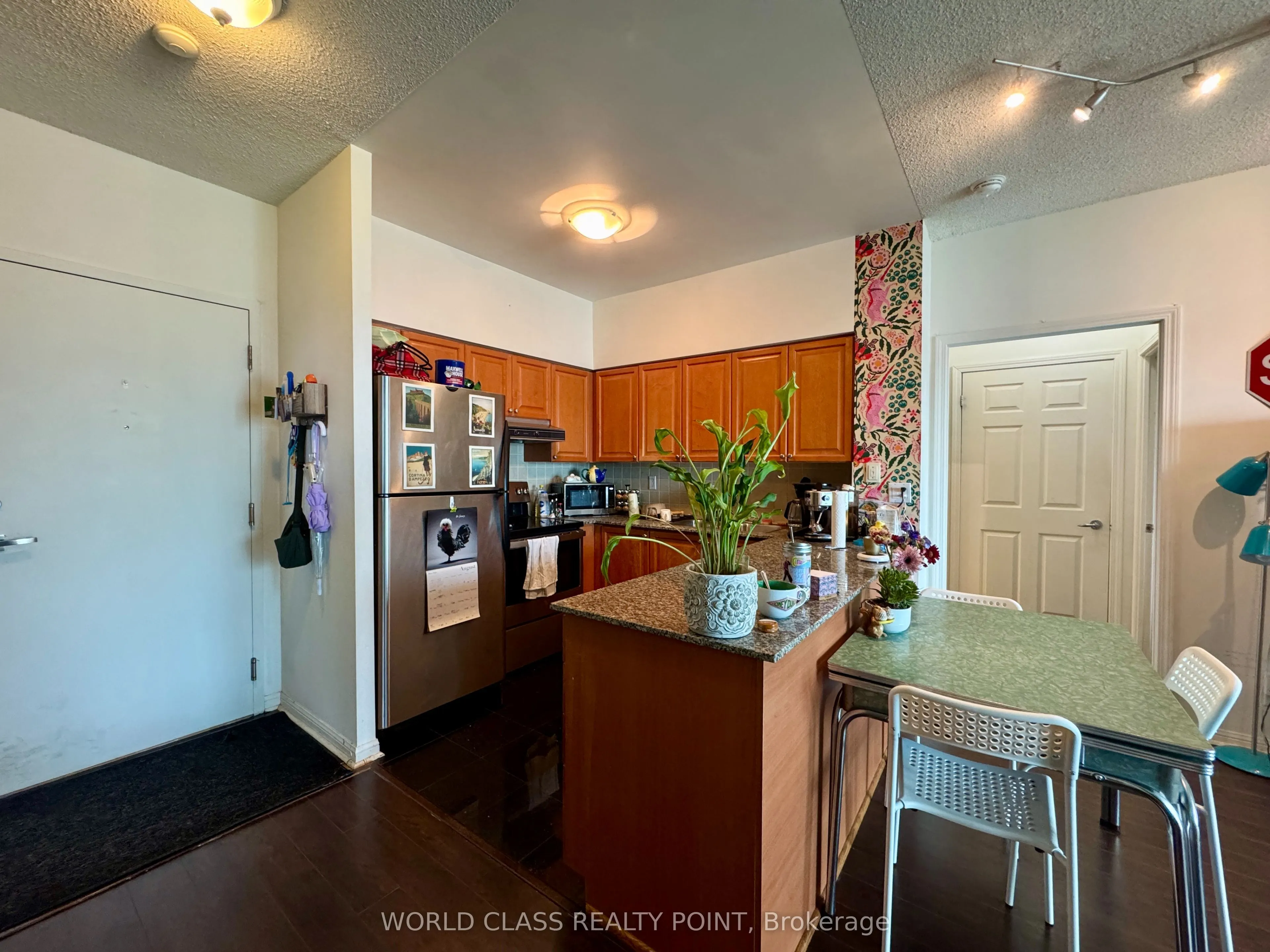 230 Queens Quay W, #1719