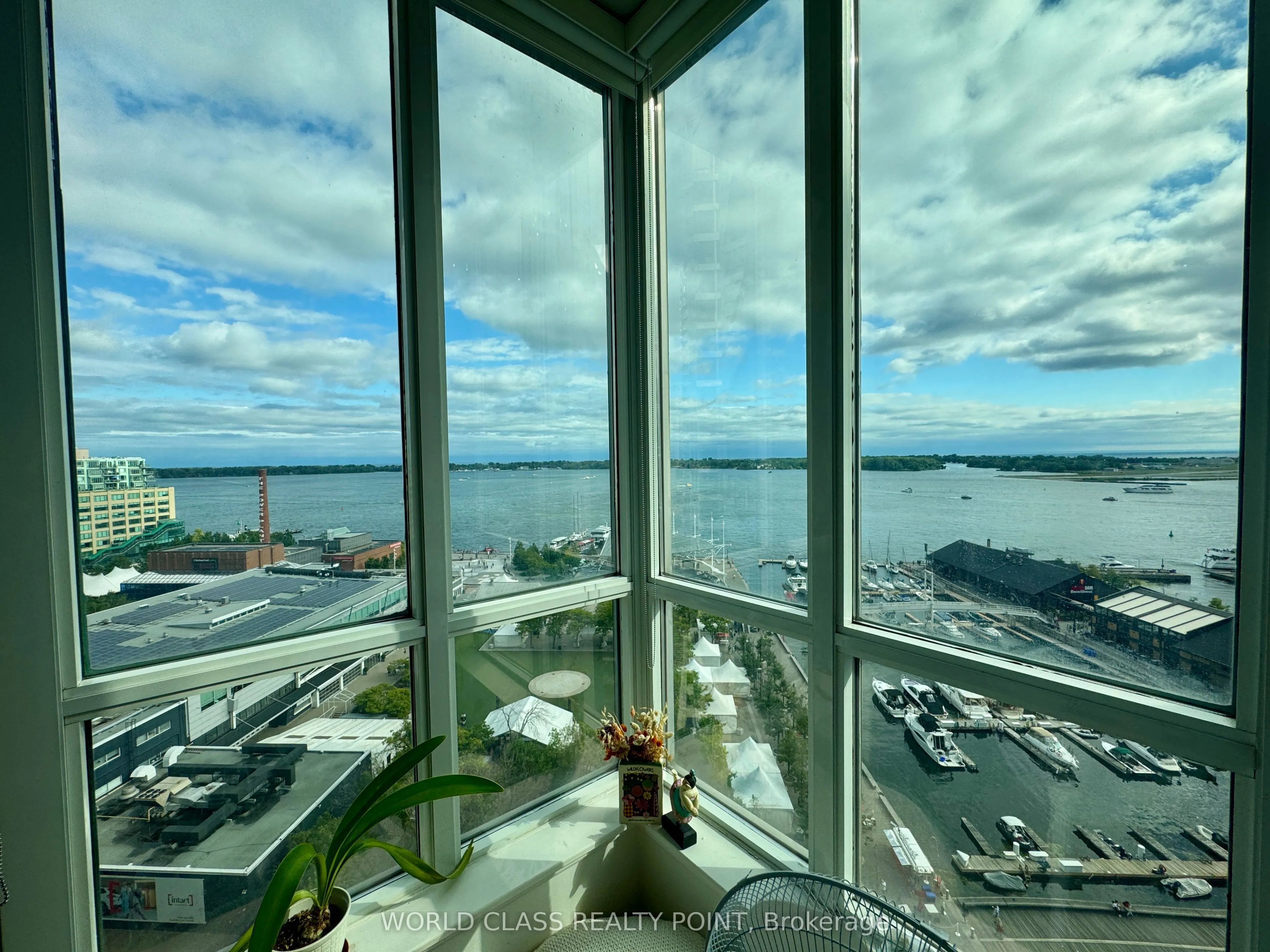 230 Queens Quay W, #1719