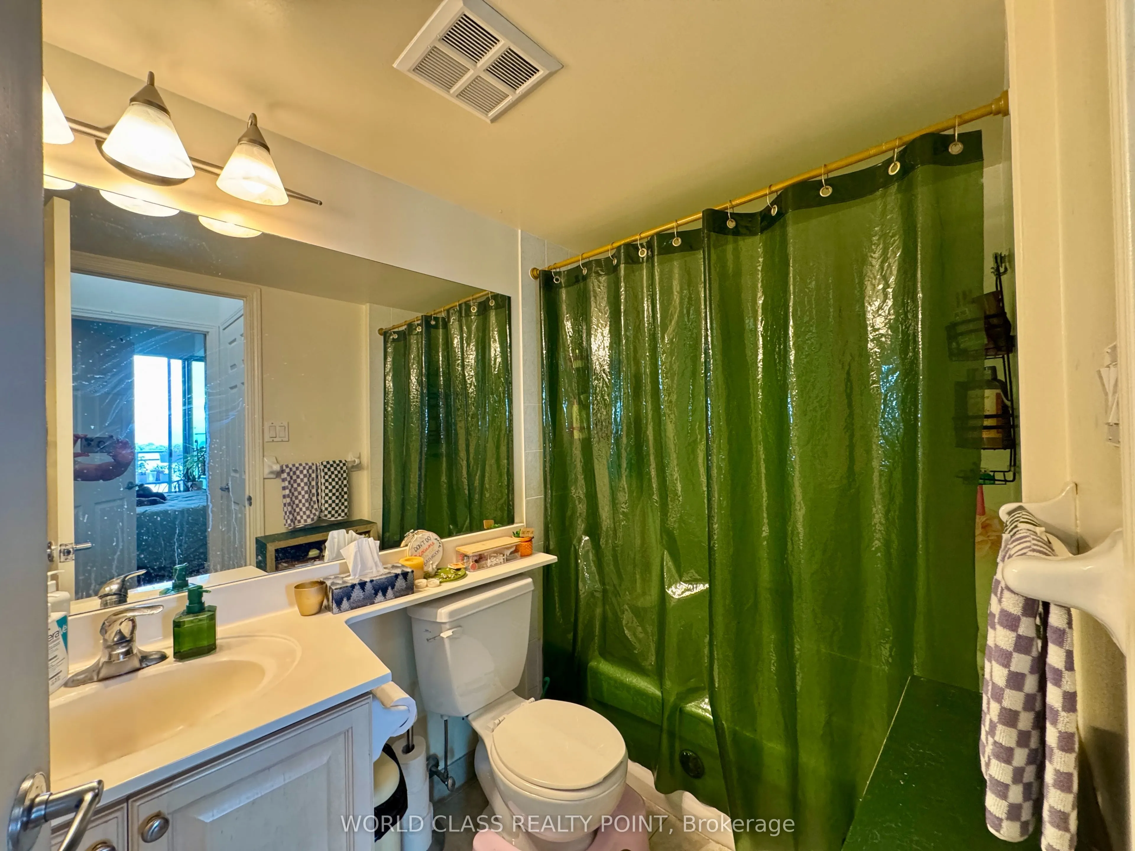 230 Queens Quay W, #1719