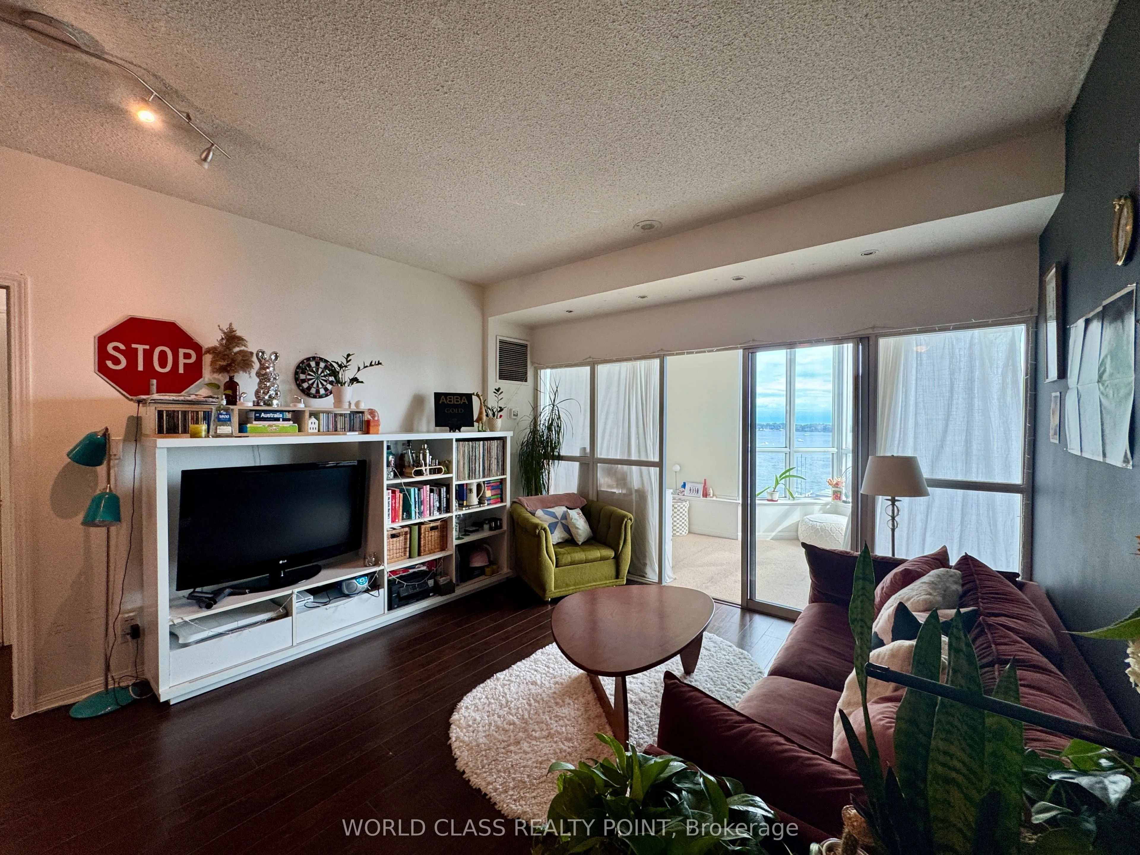 230 Queens Quay W, #1719