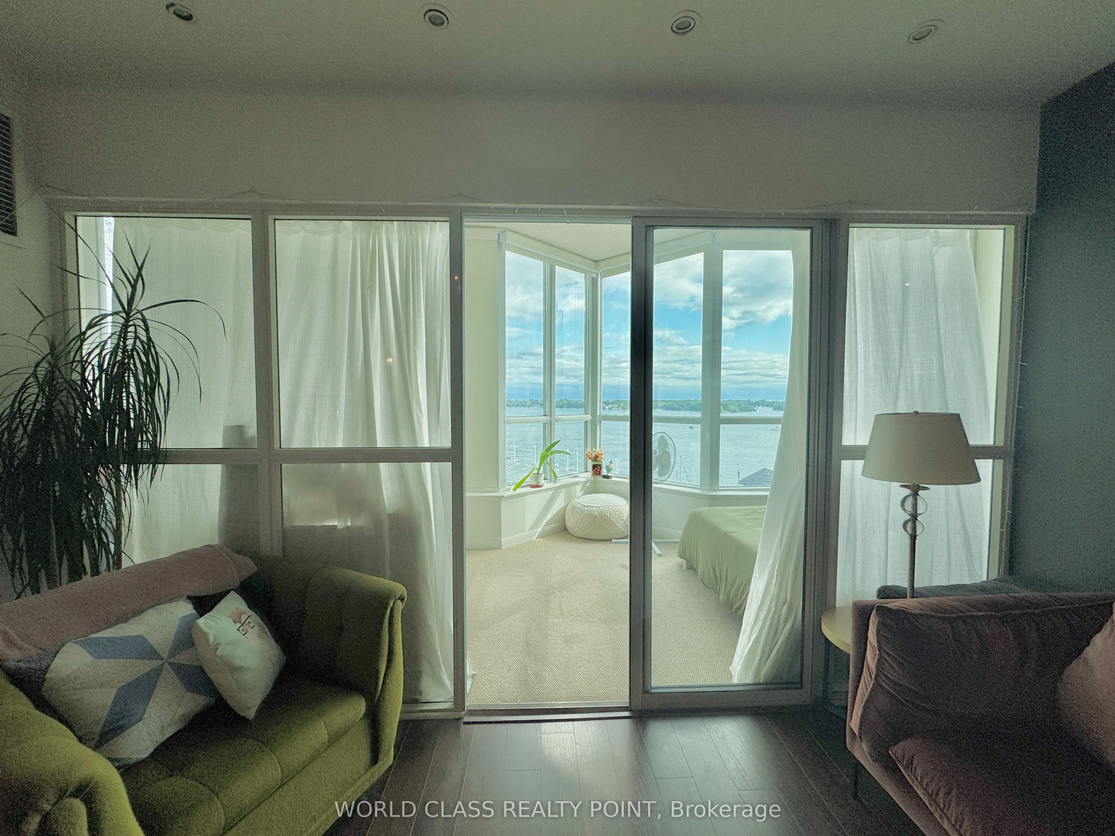 230 Queens Quay W, #1719