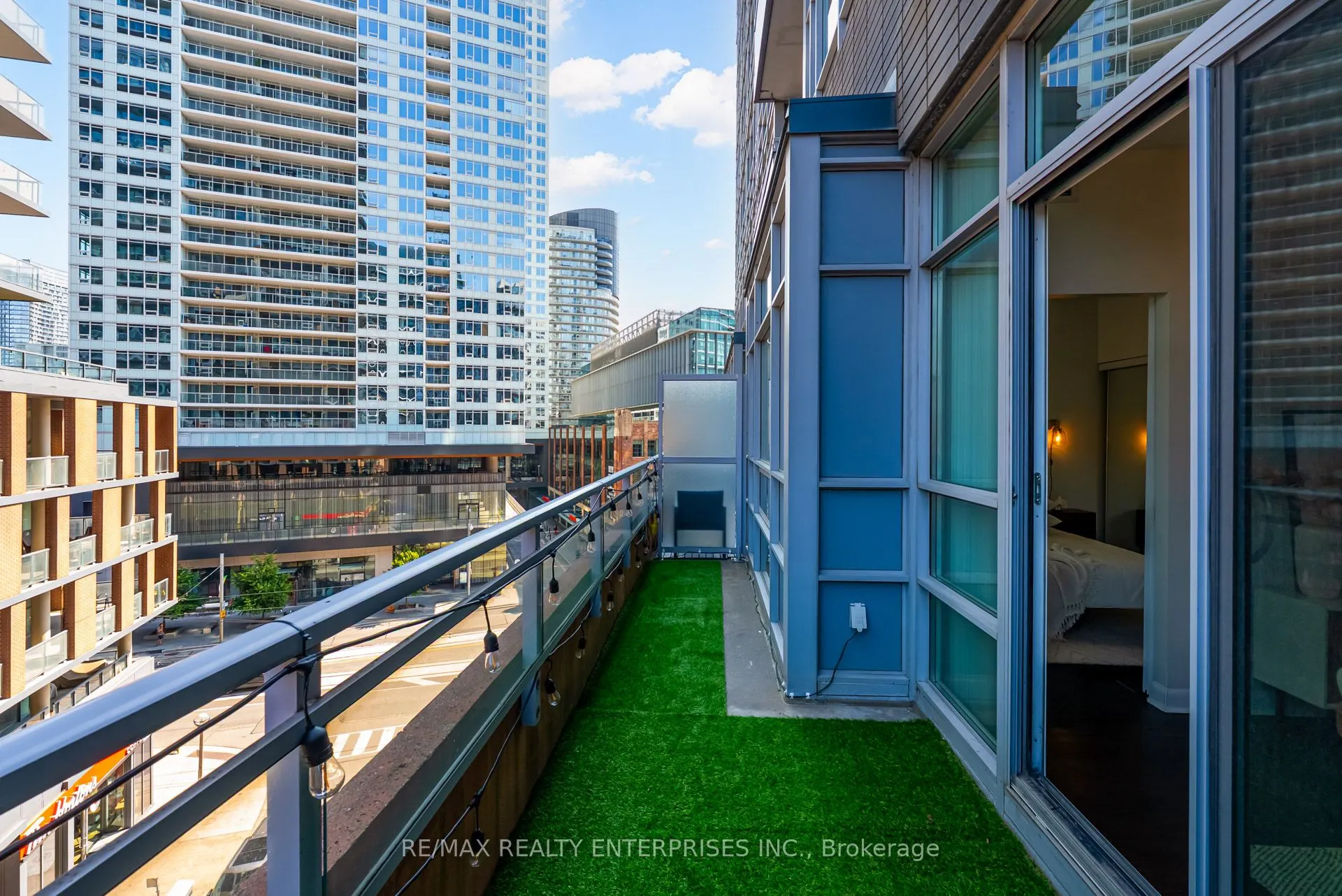 15 Bruyeres Mews, #601