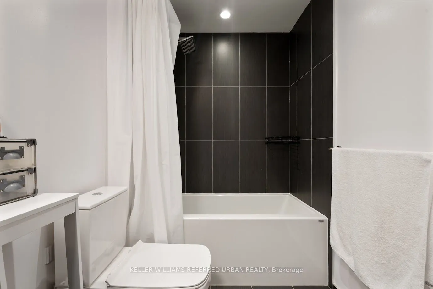 70 Temperance Street, #1505