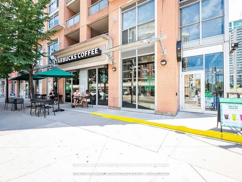 1000 King Street W, #319