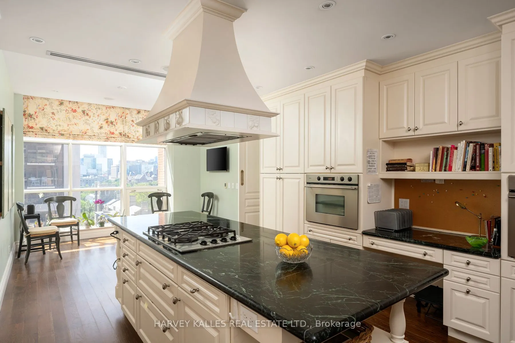22 St Thomas Street, #9A