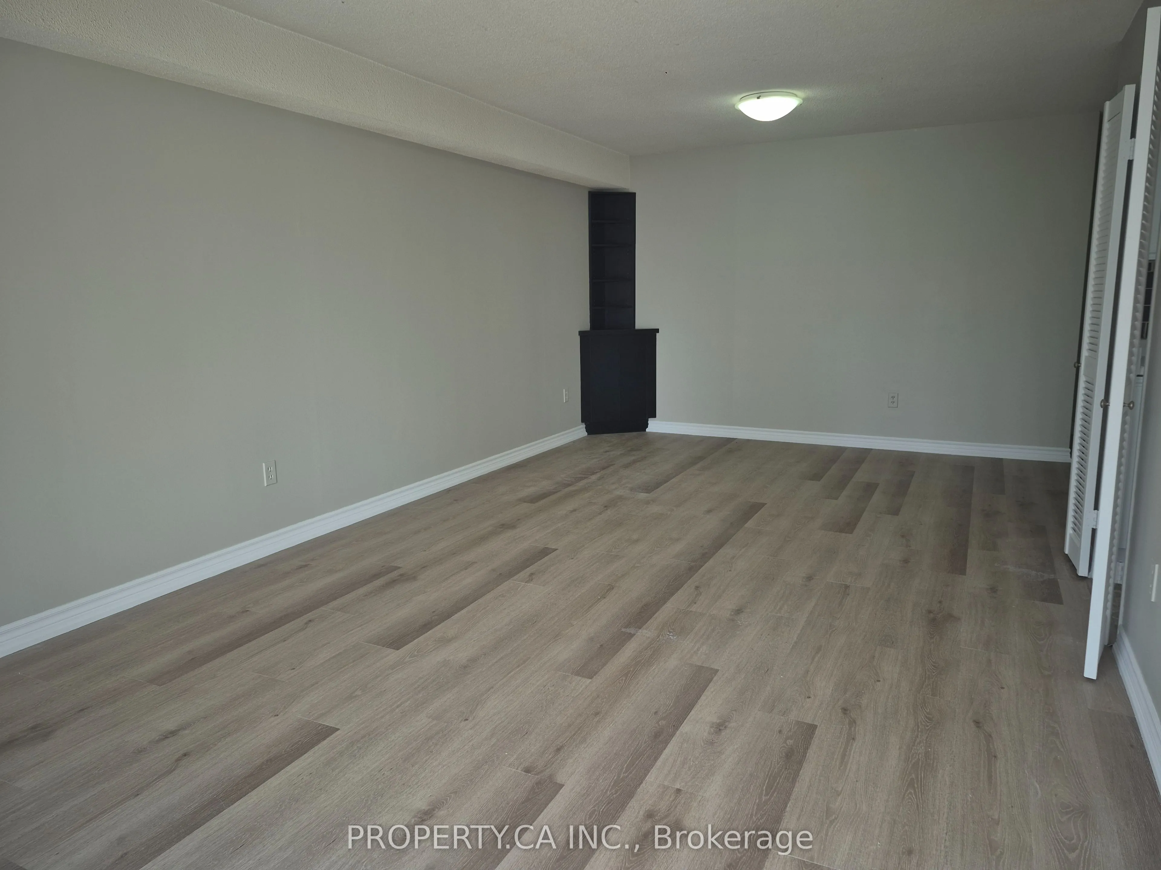 5460 Yonge Street, #1206