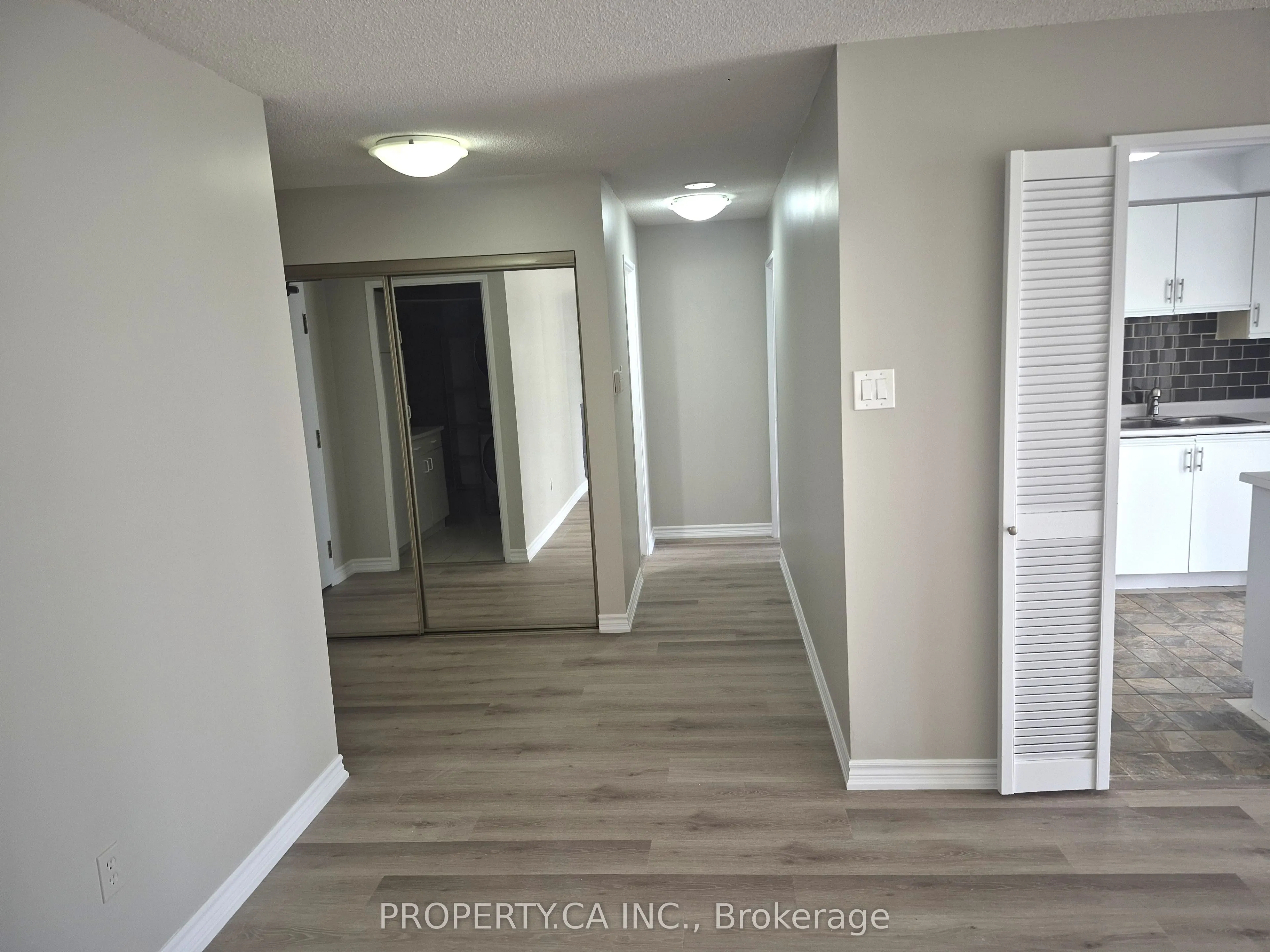 5460 Yonge Street, #1206
