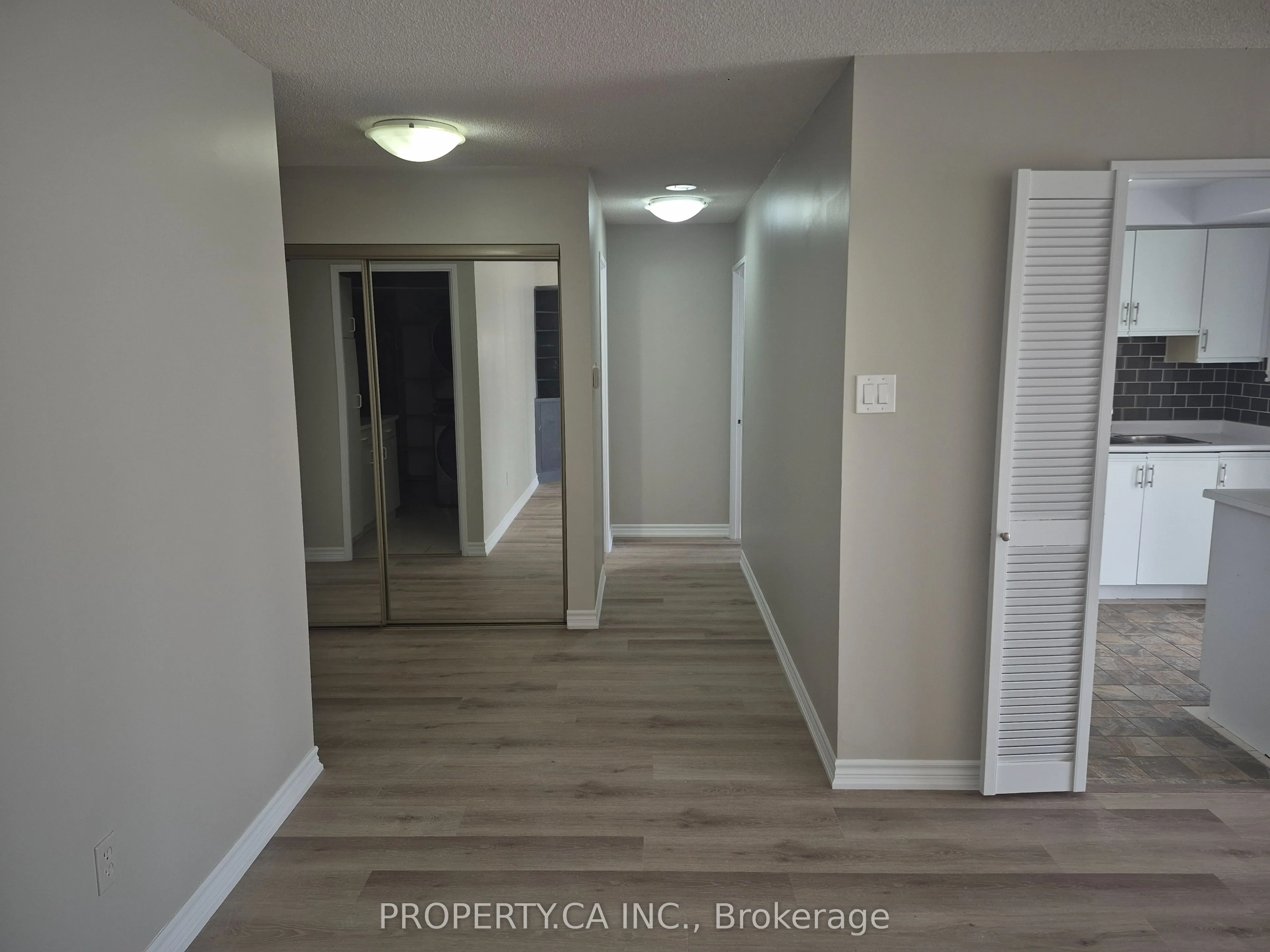 5460 Yonge Street, #1206