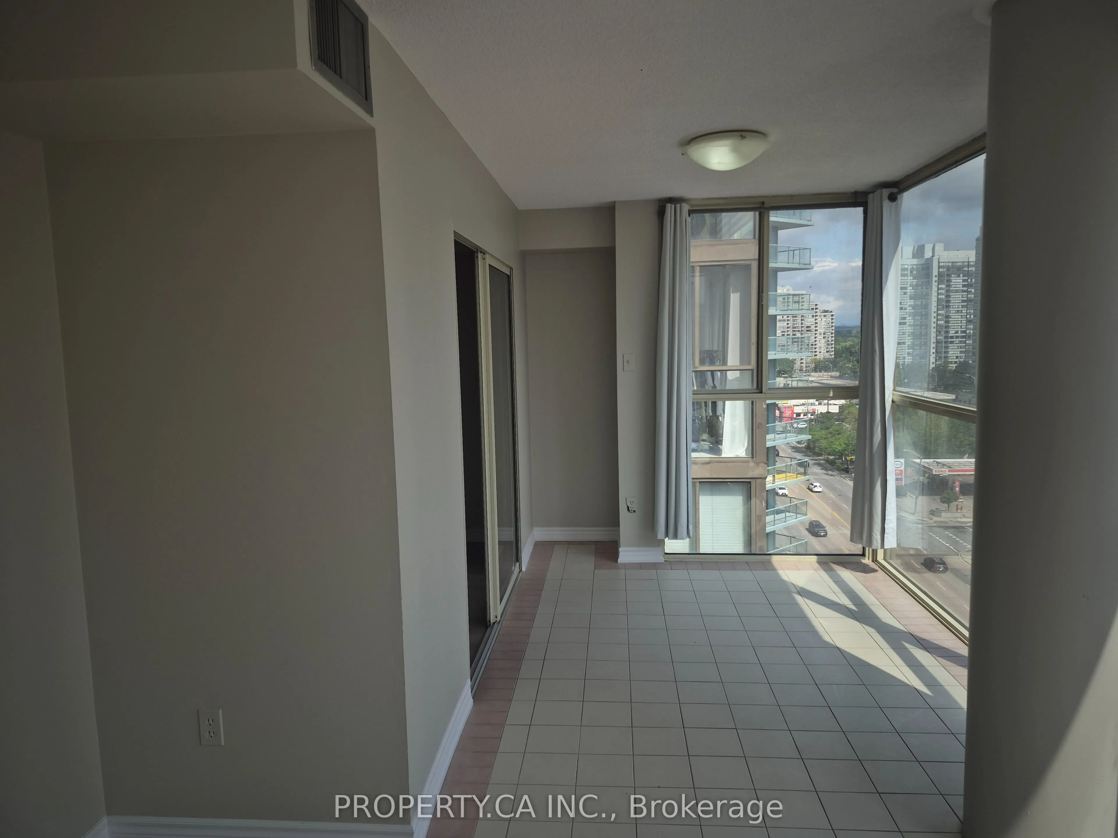 5460 Yonge Street, #1206