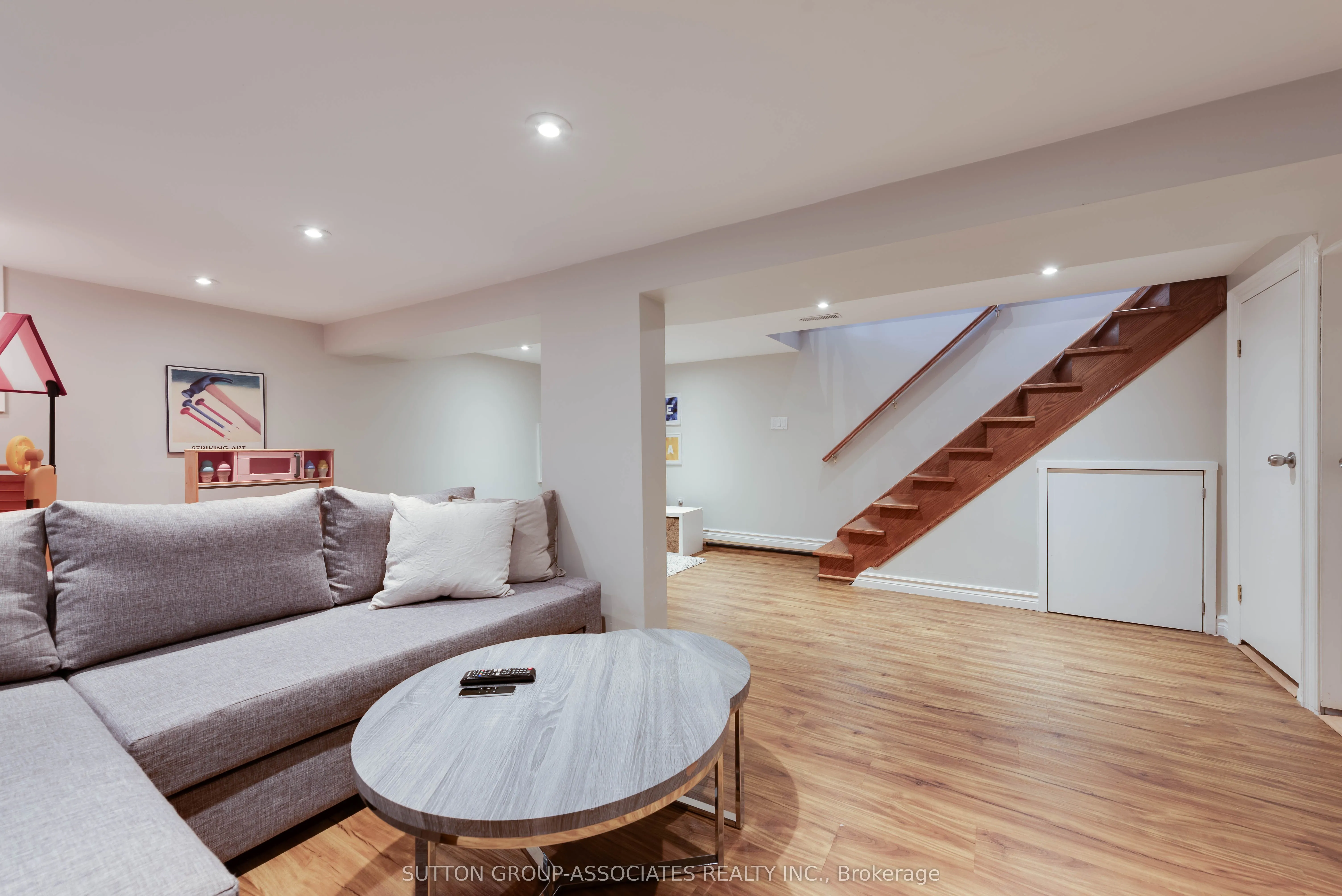 275 Robina Avenue