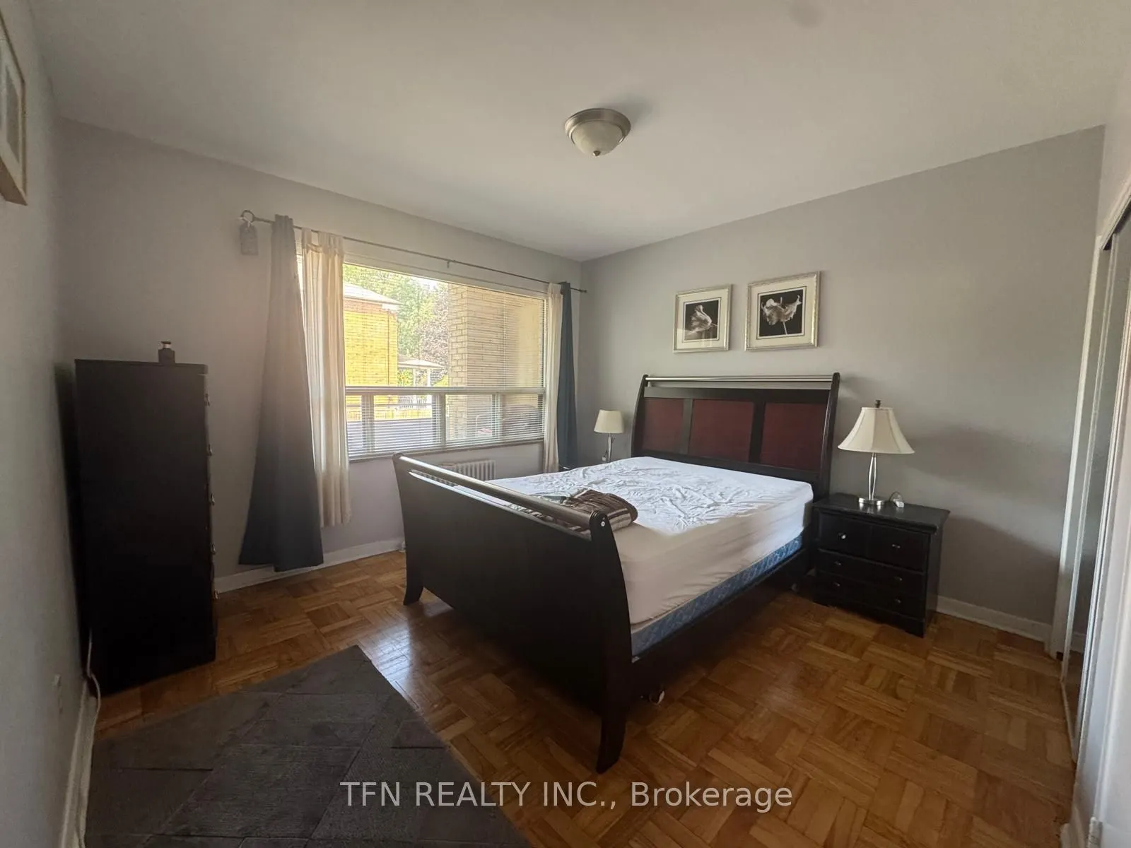 1112 Avenue Road, #102