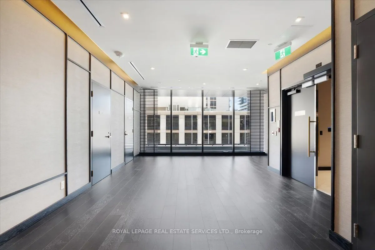 501 Yonge Street, #911