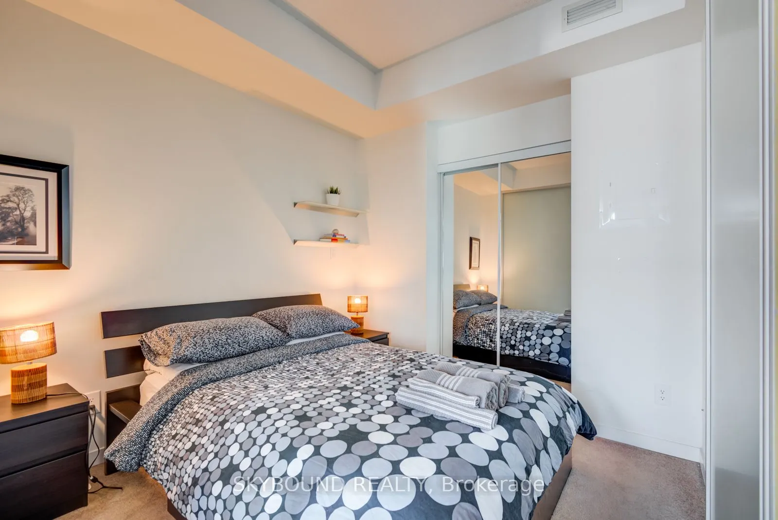 55 Bremner Boulevard, #2709