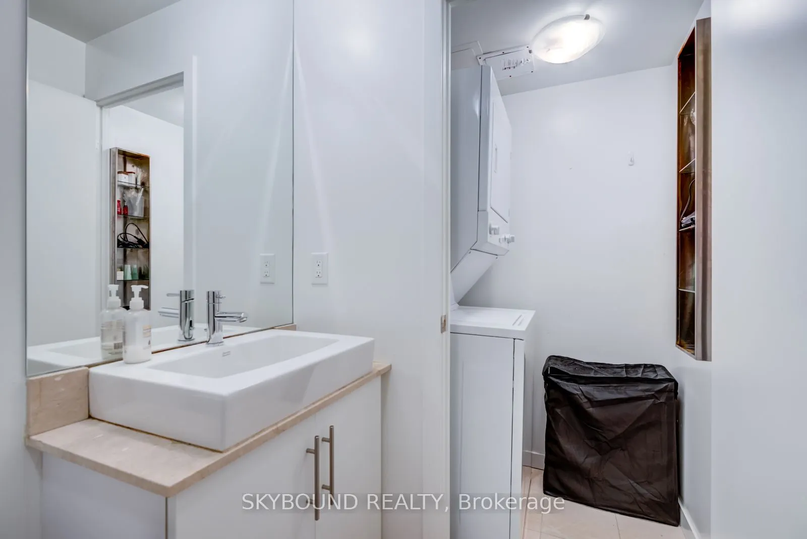 55 Bremner Boulevard, #2709