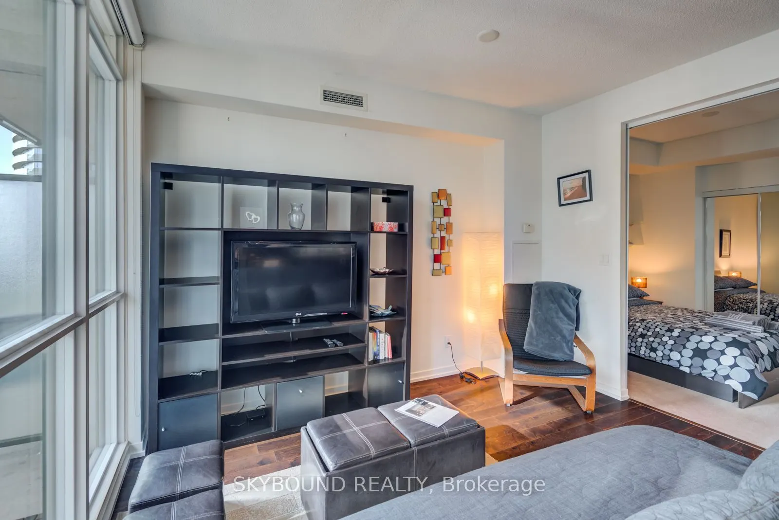 55 Bremner Boulevard, #2709