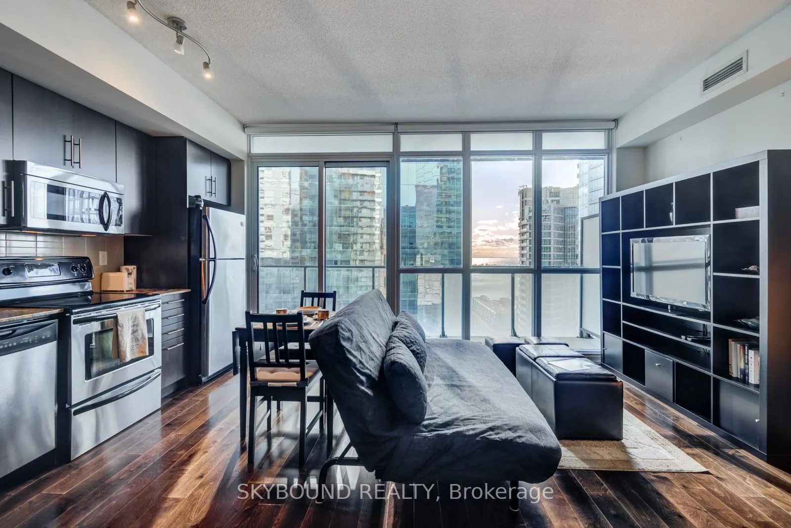 55 Bremner Boulevard, #2709