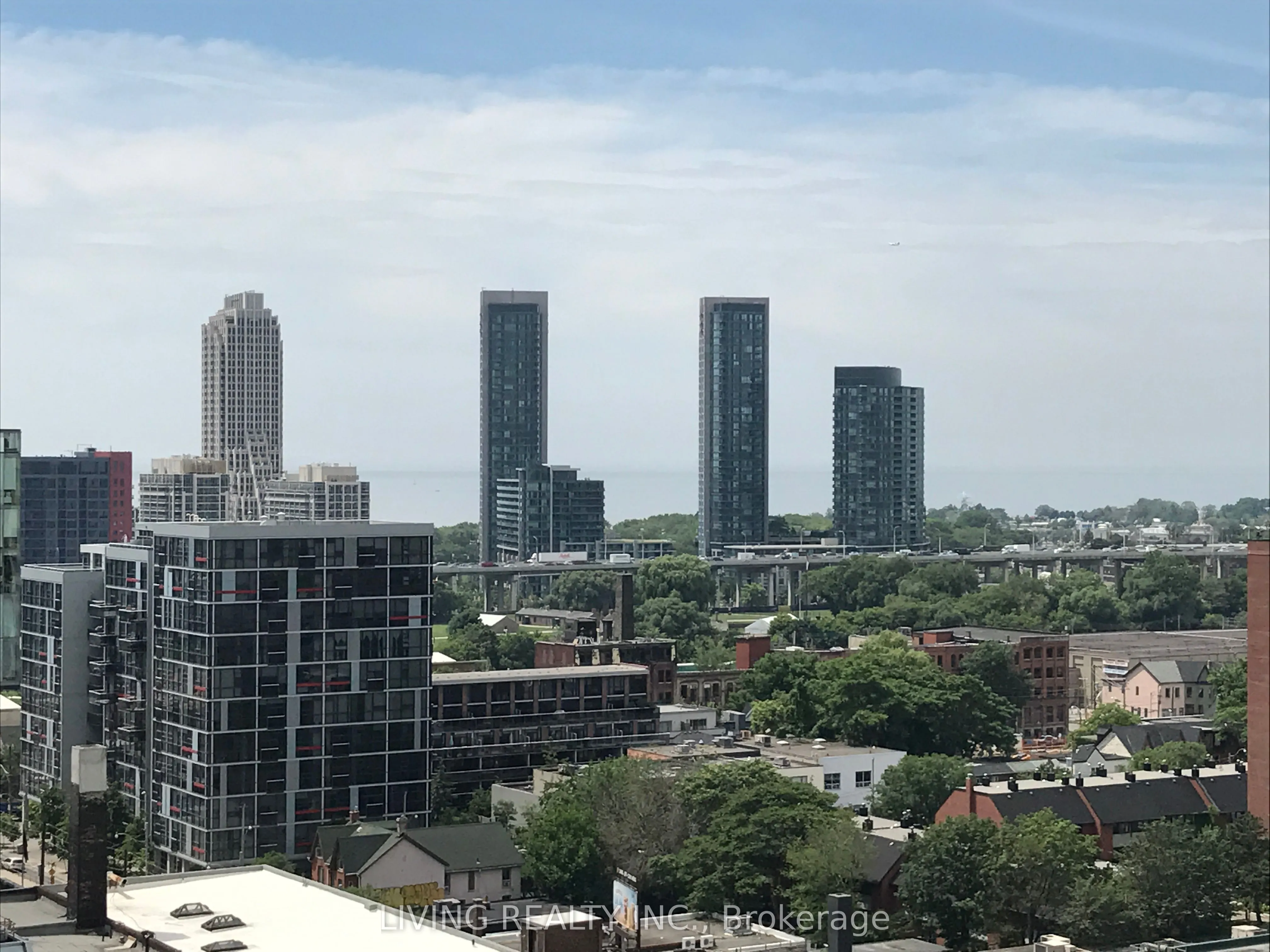 525 Adelaide Street W, #1826