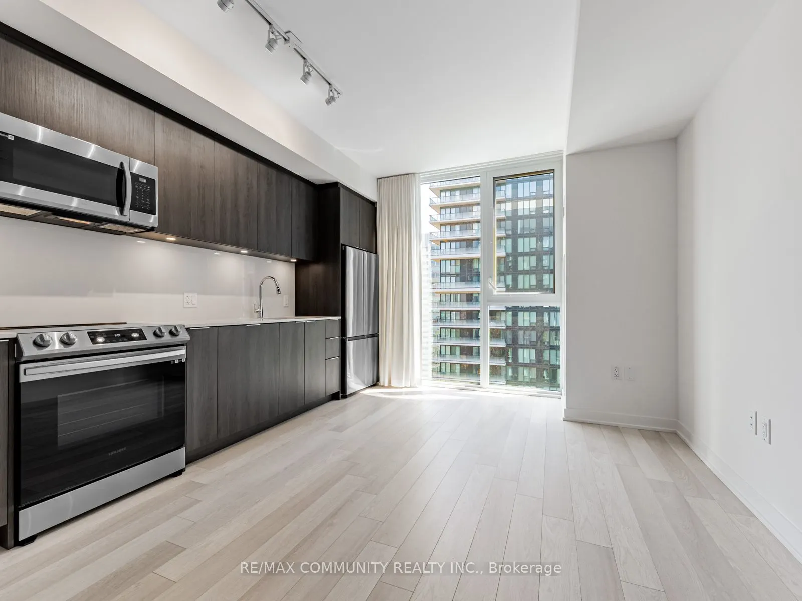 357 King Street W, #3506