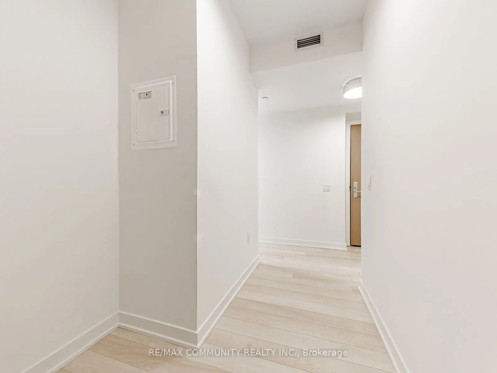 357 King Street W, #3506