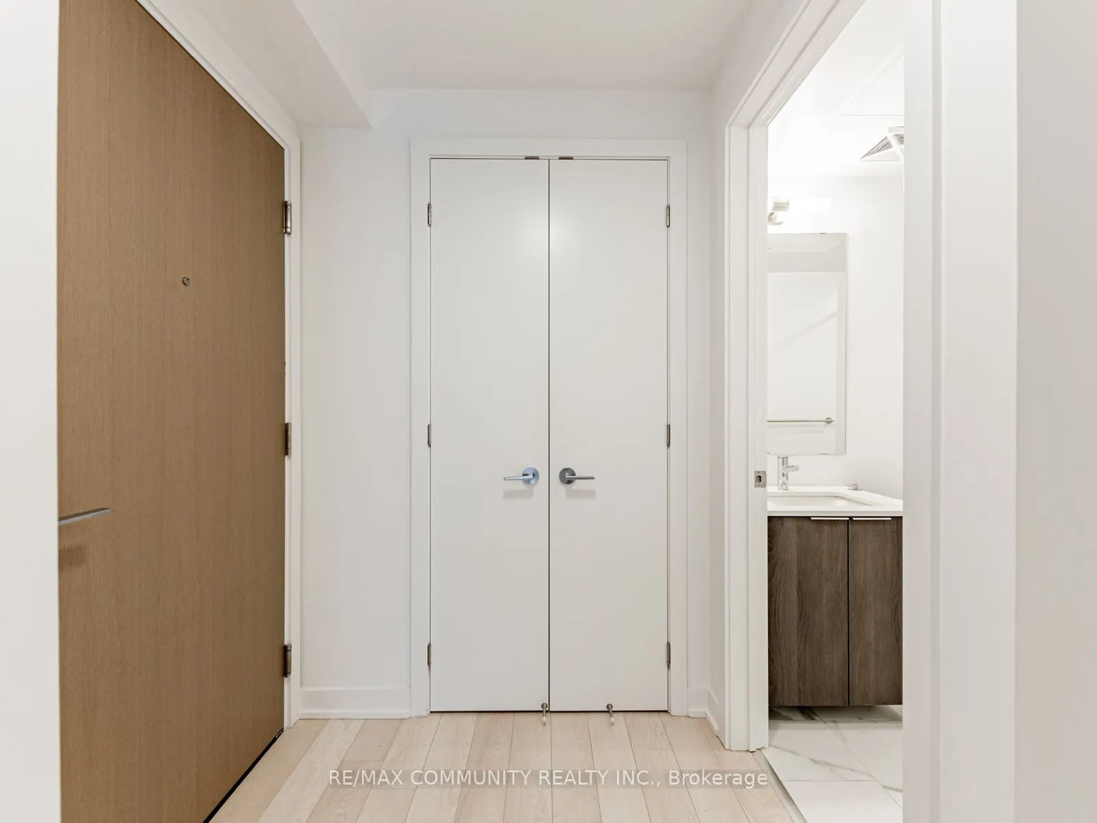 357 King Street W, #3506