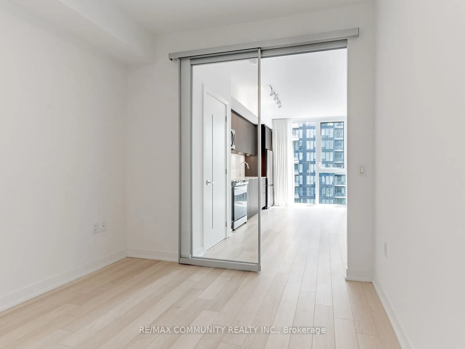 357 King Street W, #3506