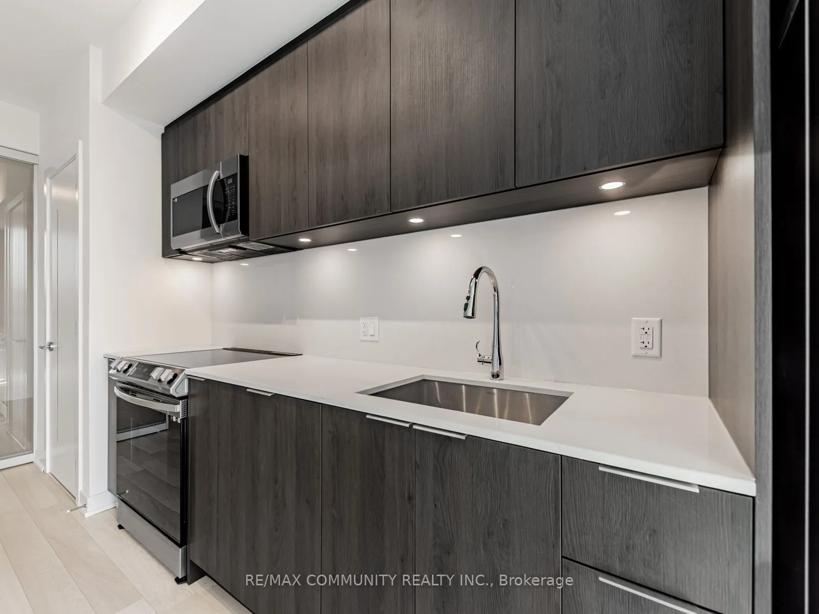 357 King Street W, #3506