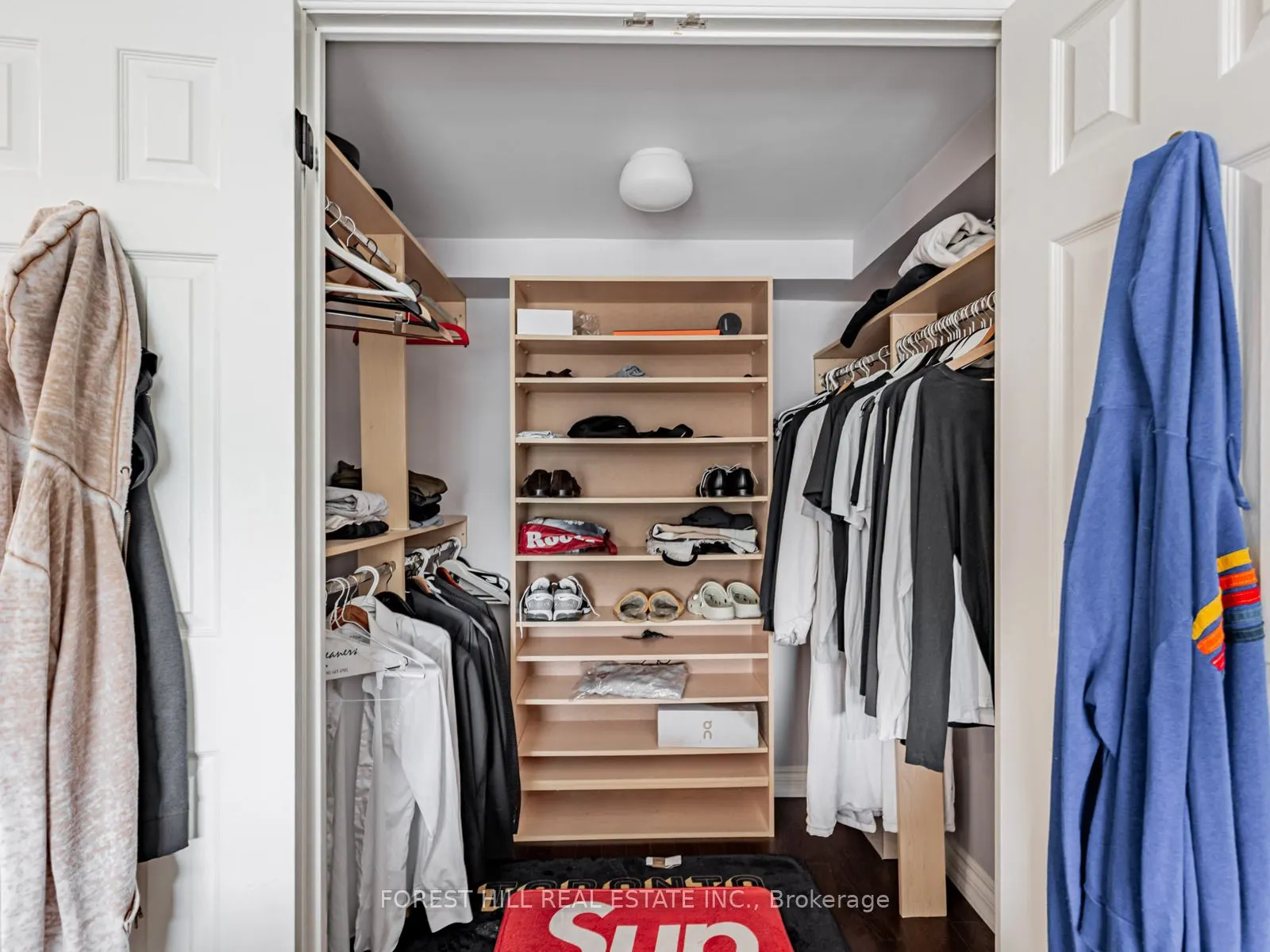 1177 Yonge Street, #509
