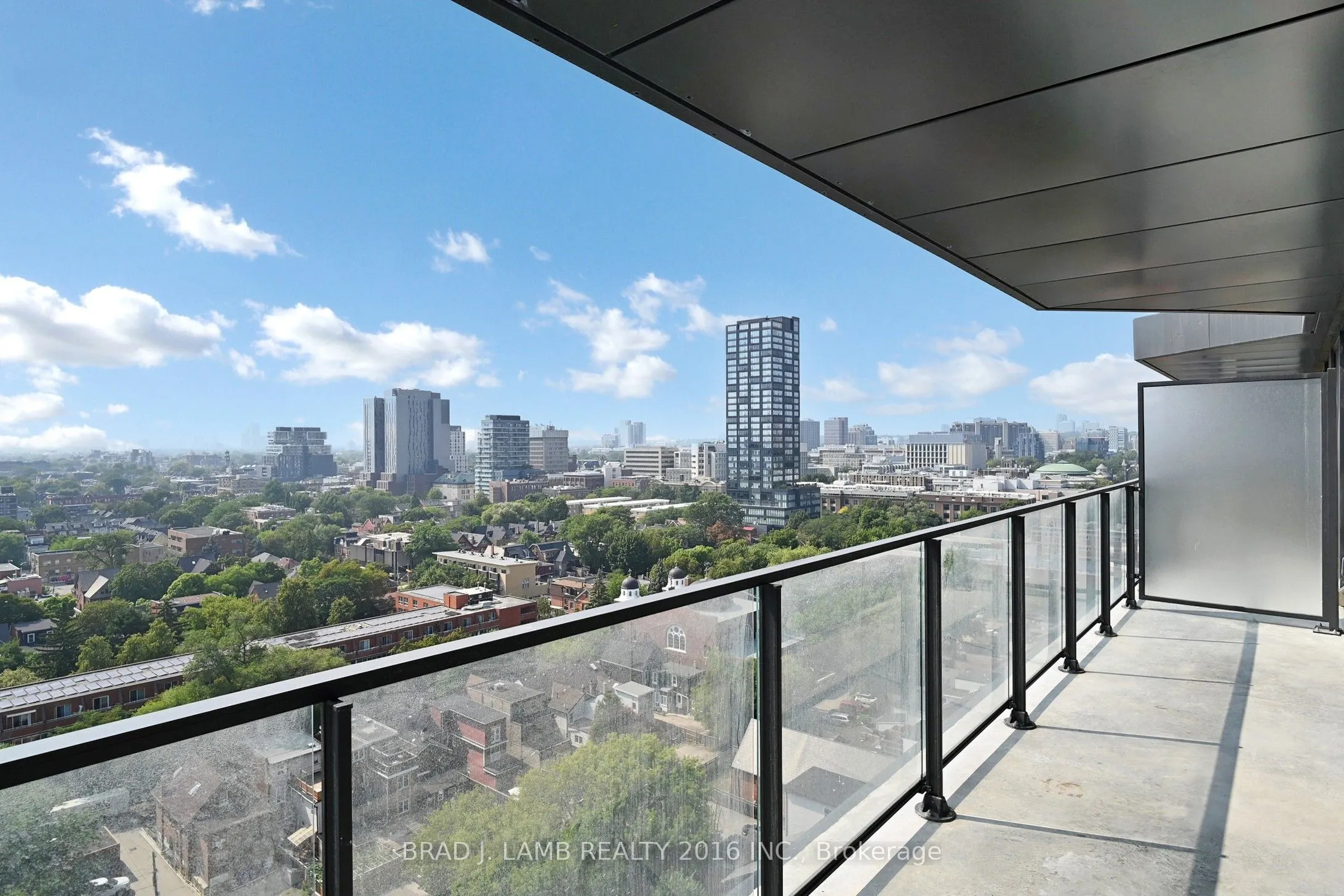 195 McCaul Street, #1511
