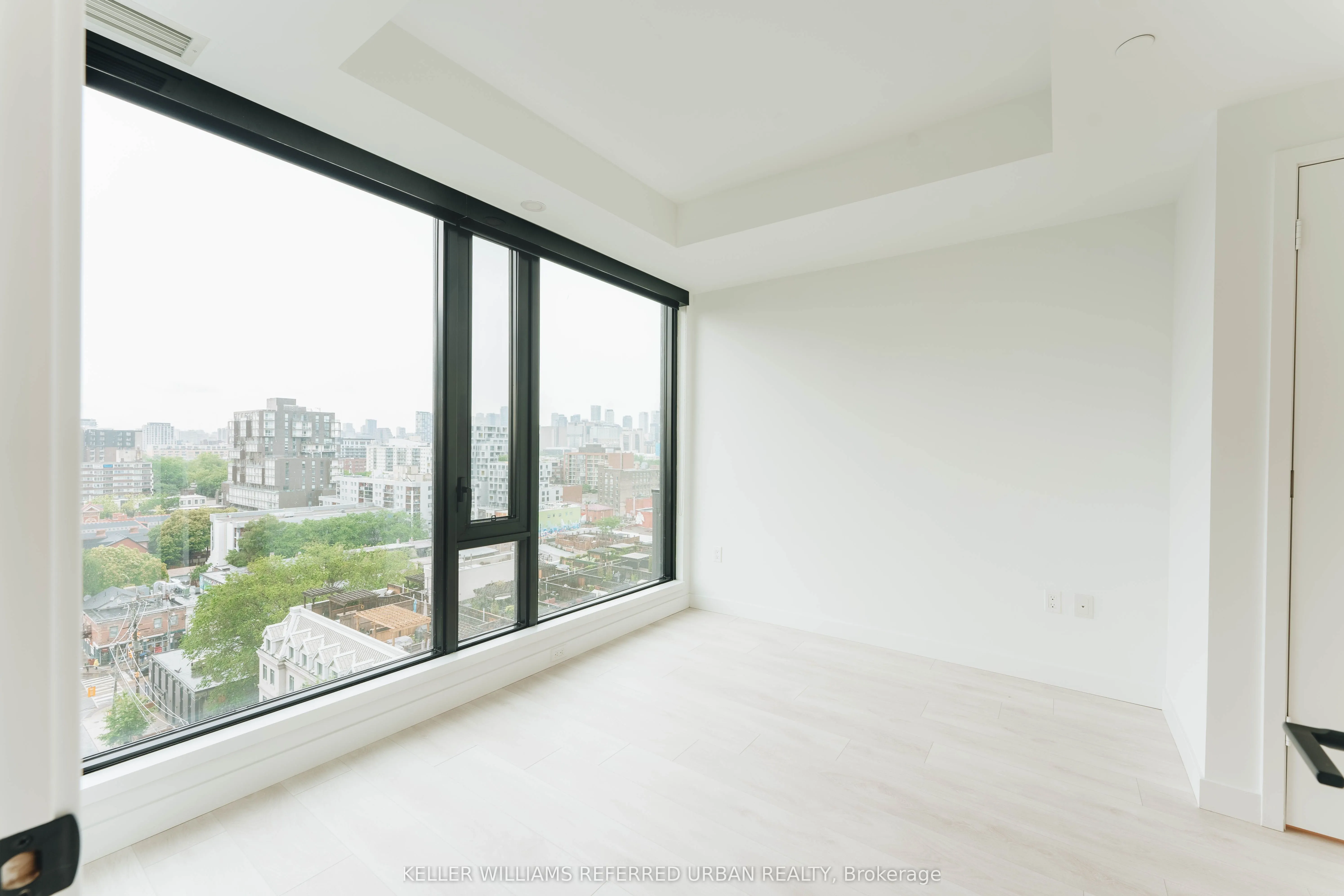 505 Richmond Street W, #1013