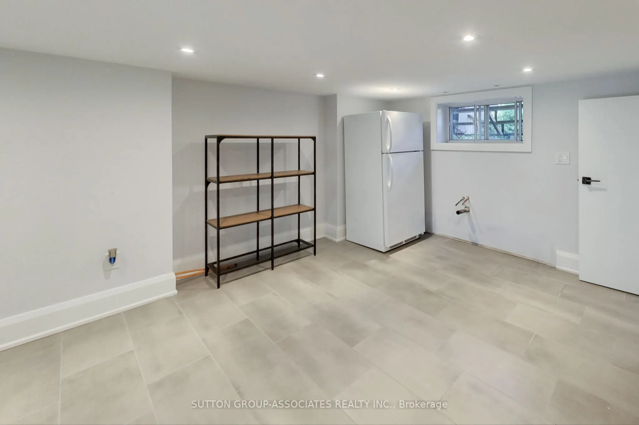 143 Pinewood Avenue