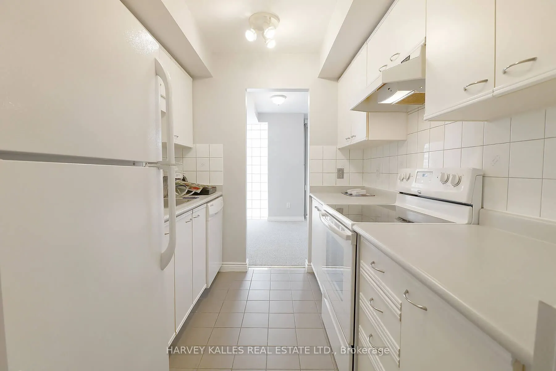 1422 Bayview Avenue, #B