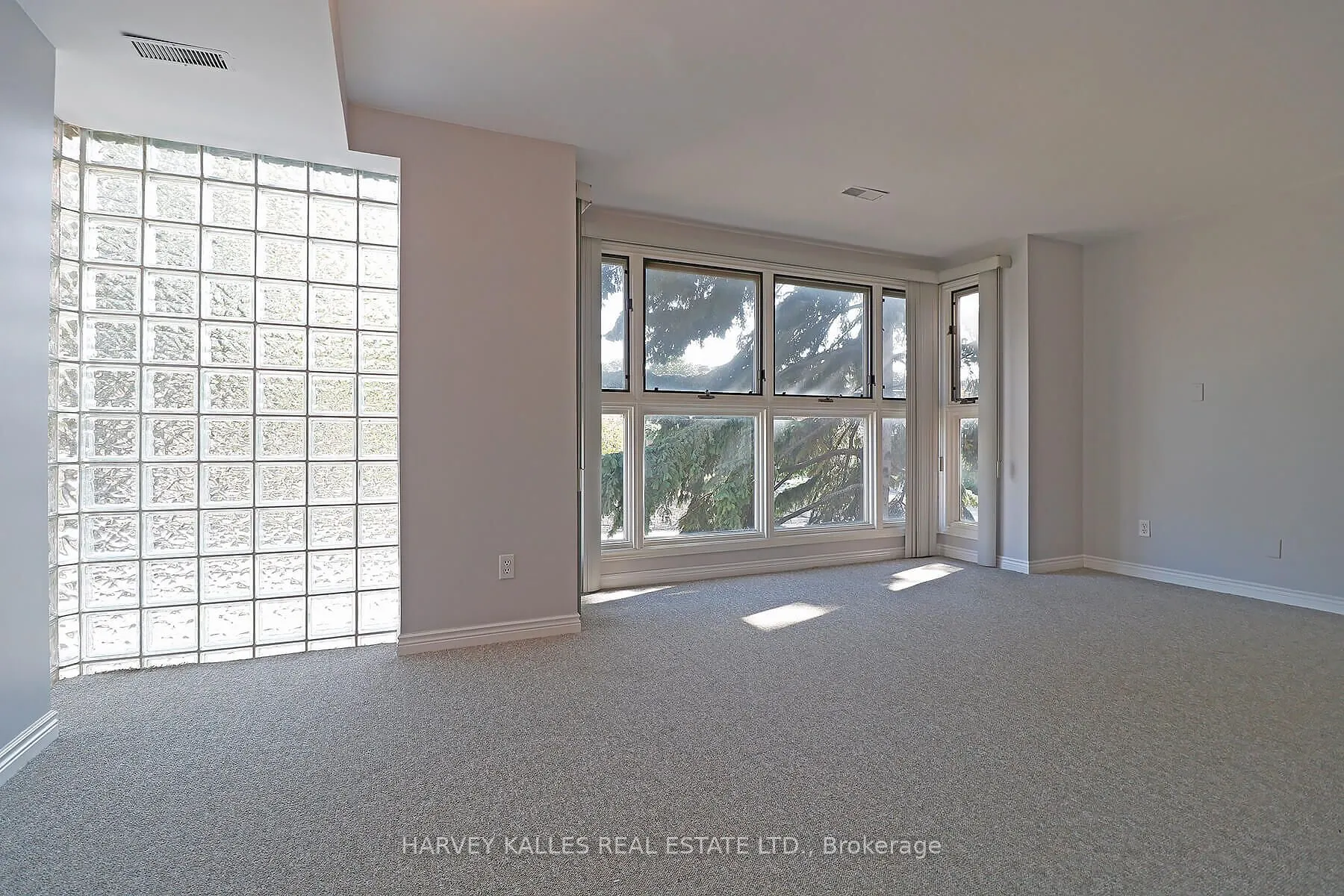 1422 Bayview Avenue, #B