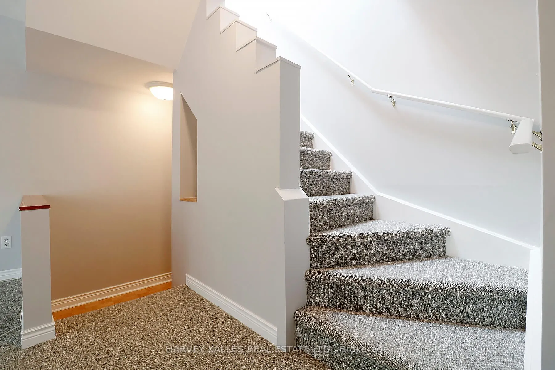 1422 Bayview Avenue, #B