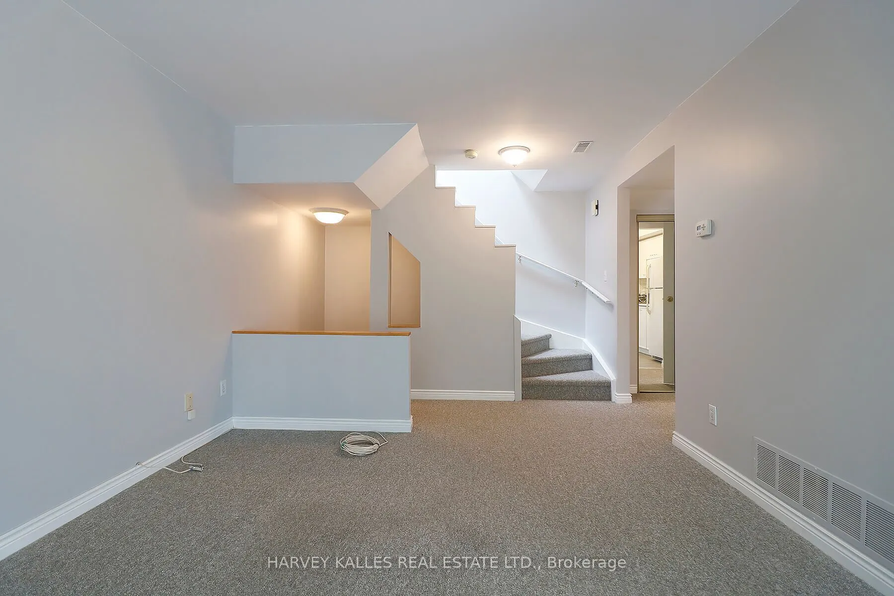 1422 Bayview Avenue, #B