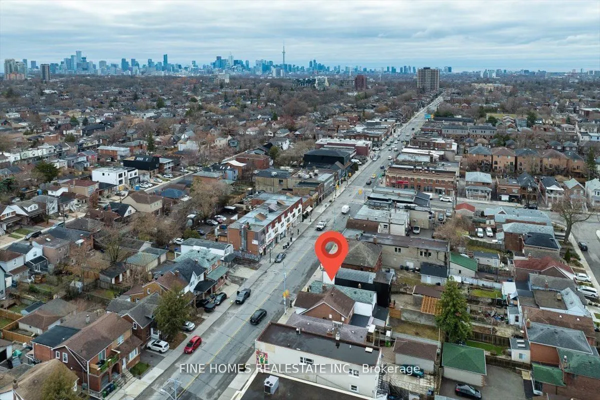 390 Oakowood Avenue, #Main