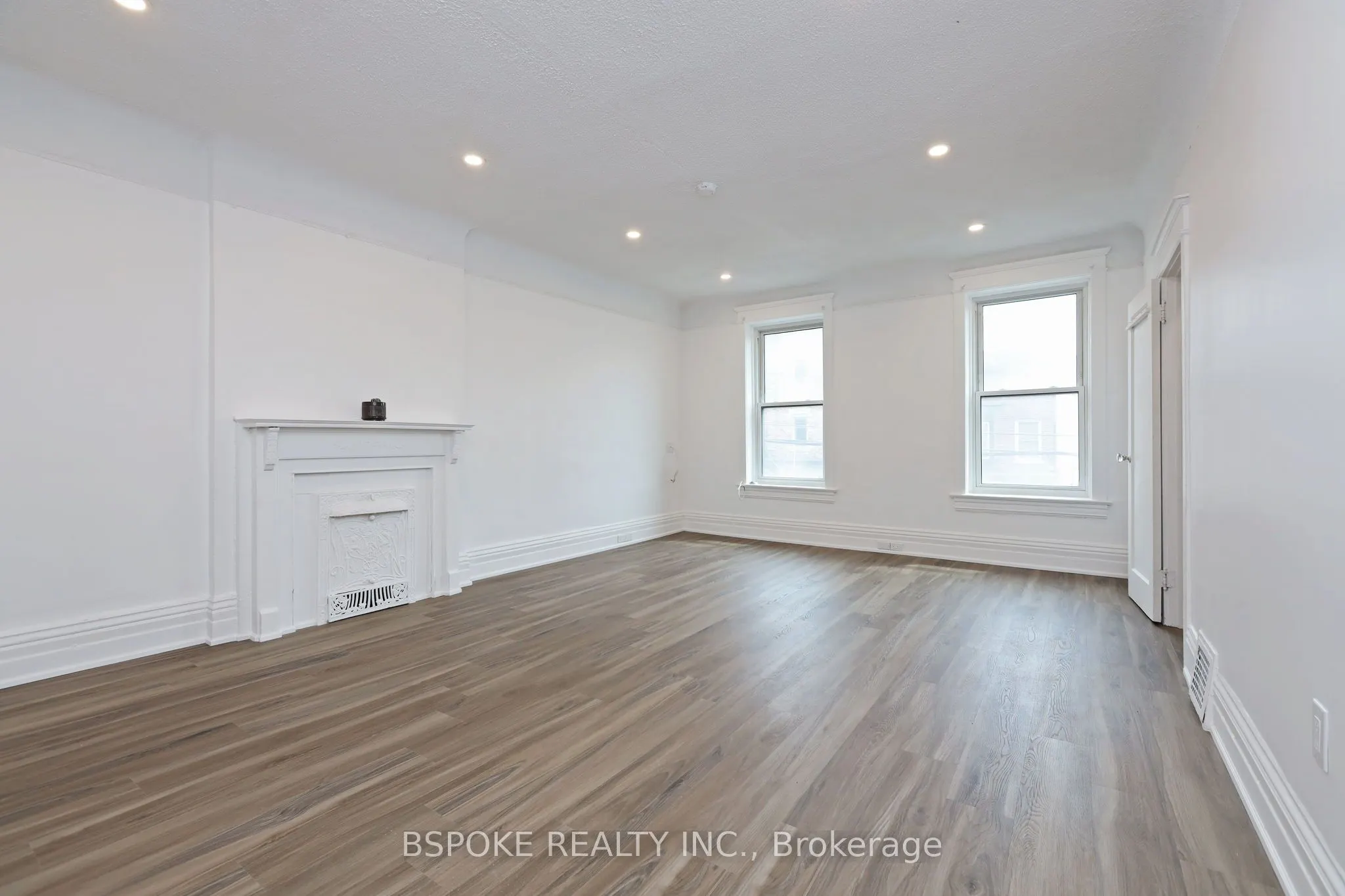 628 College Street, #2
