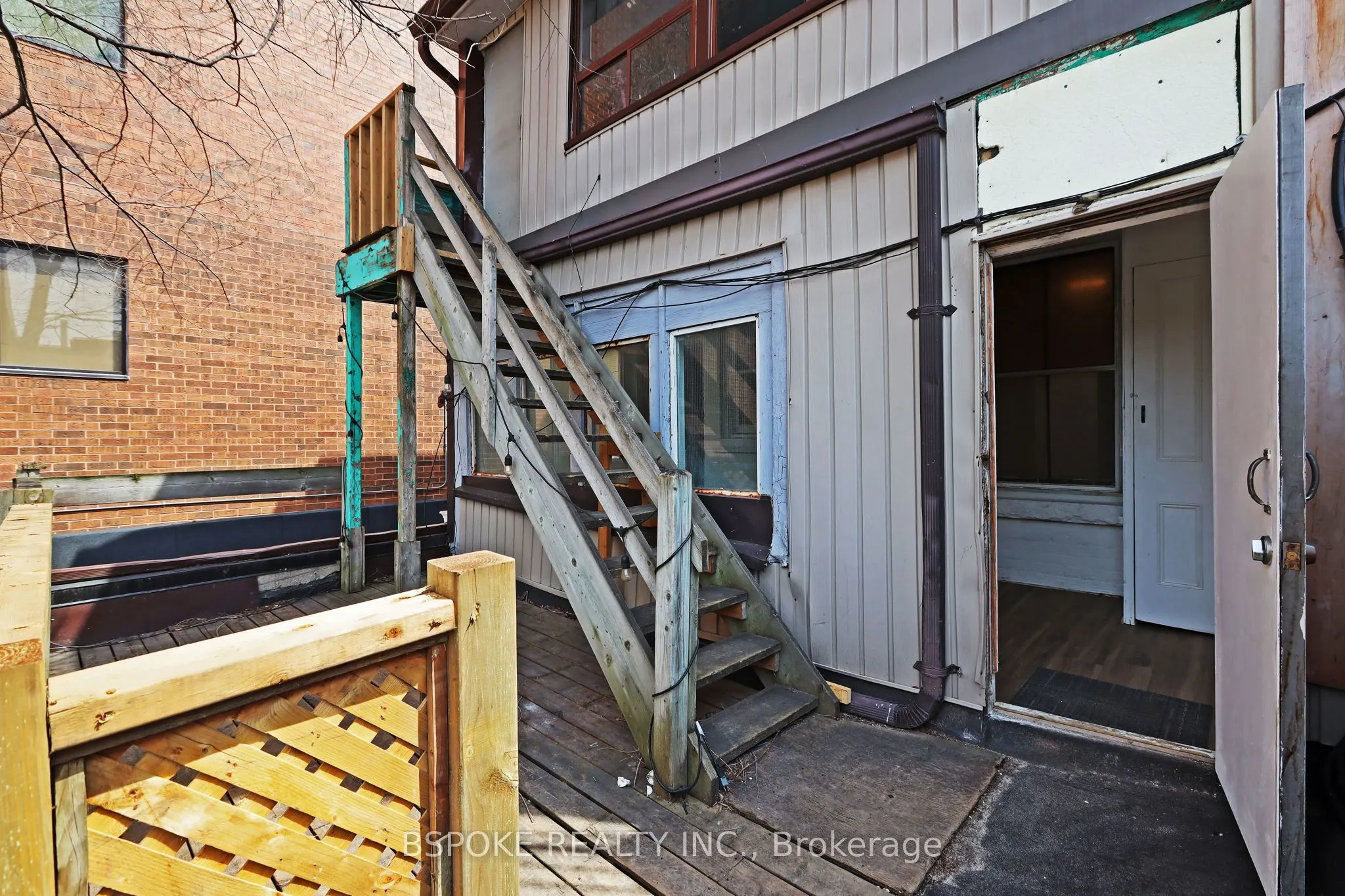 628 College Street, #2